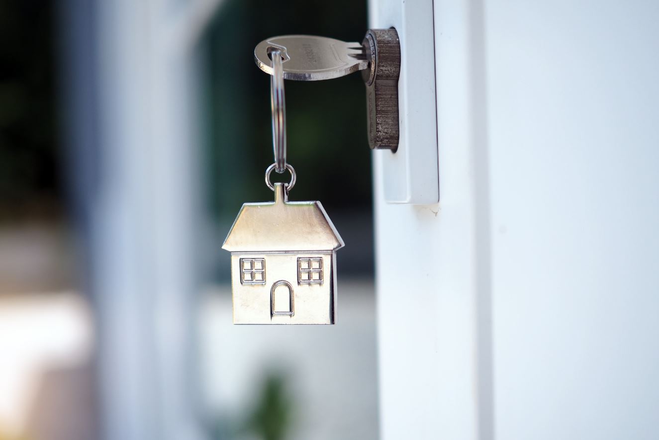 Comment bien protéger sa maison contre les cambriolages