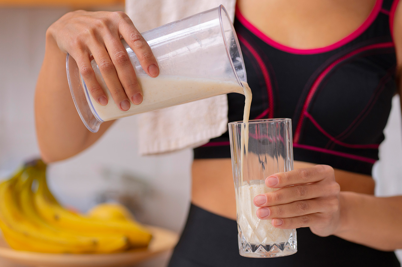 Qu'est-ce que la whey ? Composition, bienfaits et conseils d'utilisation