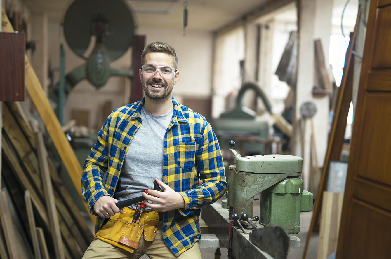 Artisans : comment prévenir les troubles musculo-squelettiques liés aux métiers manuels ?