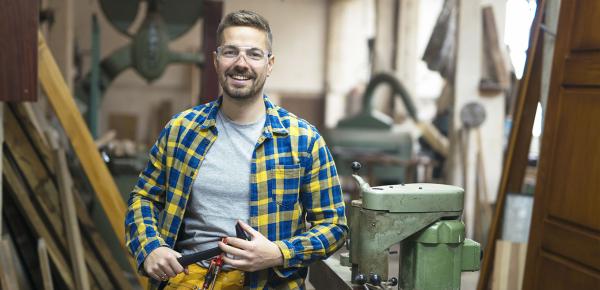 radiance-mutuelle-artisan-homme