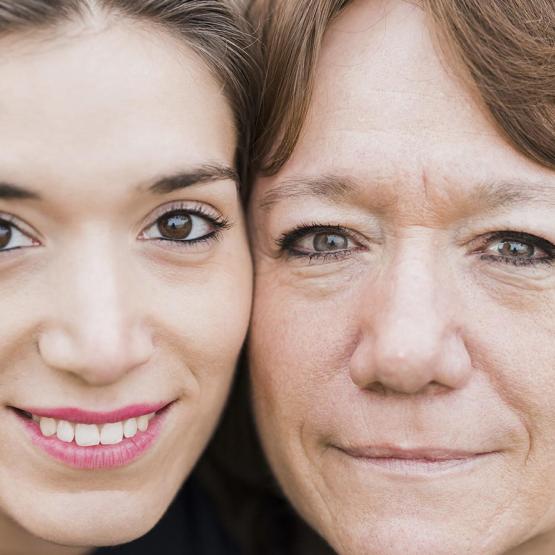 Les secrets des rides : mécanismes et remèdes naturels pour une peau jeune