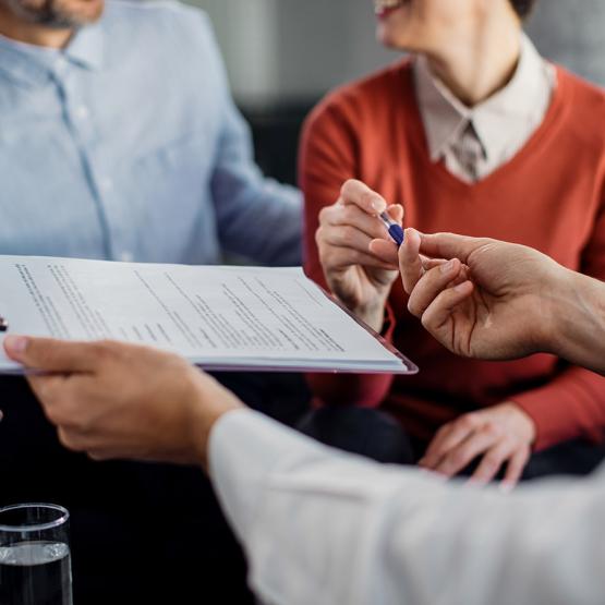 radiance-mutuelle-contrat-assurance-signature