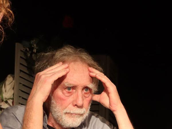 Pièce de théâtre "Ne rentre pas trop tard"