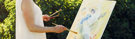 Comment se sentir apaisé tout en restant dynamique et motivé ? Connaissez-vous l’art-thérapie et la chromothérapie ? Comment rester en harmonie avec et en renvoyant une bonne image de soi ? Notre prochain forum bien-être se déroulera sur deux matinées : les 28 septembre et 5 octobre. Vous pouvez choisir de participer aux webconférences qui vous intéressent ou à l’ensemble de ces deux matinées.